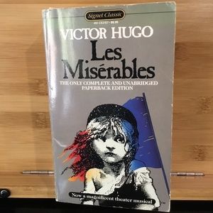 Les Miserables paperback Edition book Signet Classic by Victor Hugo 1987